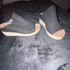 Dr Scholls Black slide on shoes